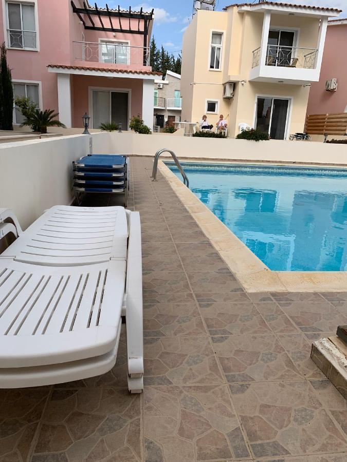 Appartement Limnos Gardens Paphos Exterior foto